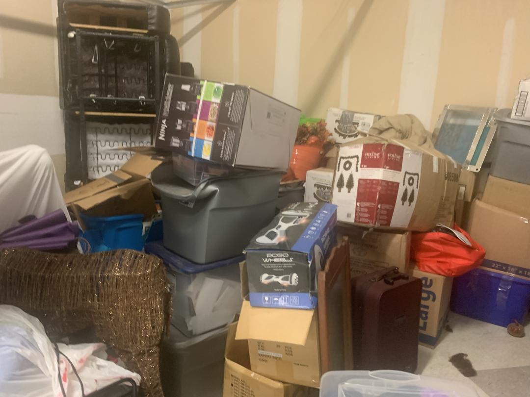 Storage Unit Auction in Shreveport, LA at Mansfield Road Storage Center