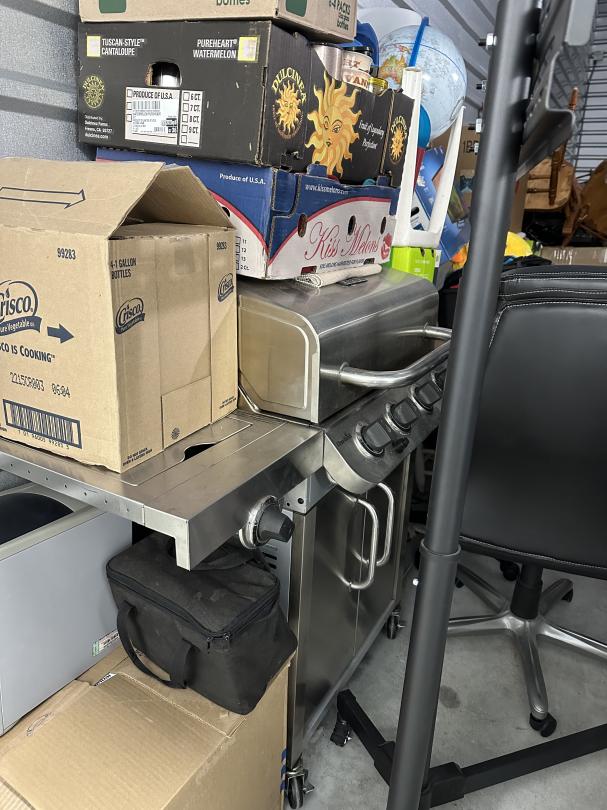 Storage Unit Auction in Hubert, NC at USA Storage CentersSwansboro