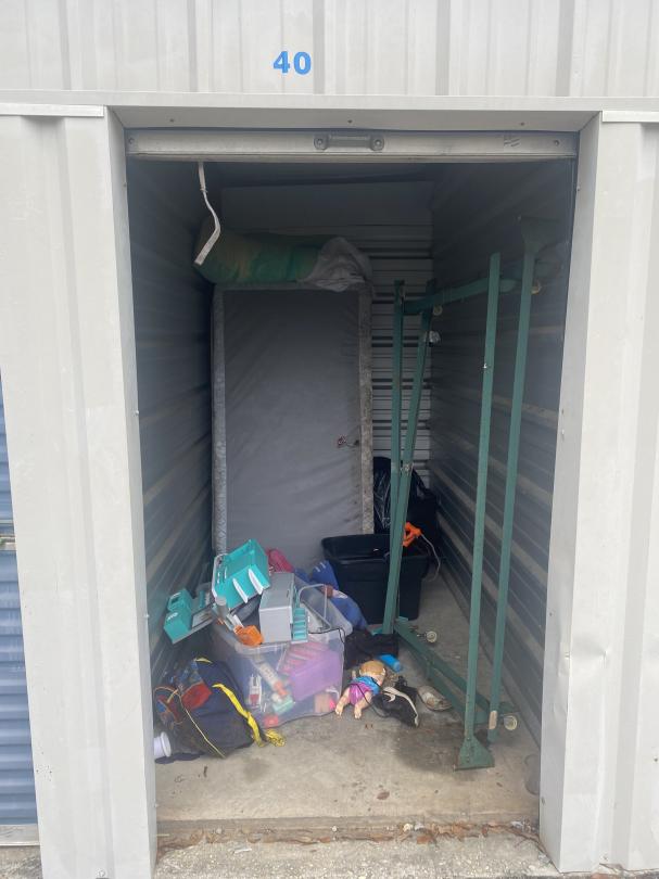 Storage Unit Auction in Pensacola, FL at Gray Line Storage 1300 N T