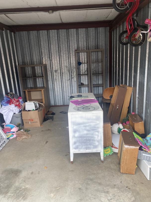 Storage Unit Auction in Pensacola, FL at Gray Line Storage 7054 N