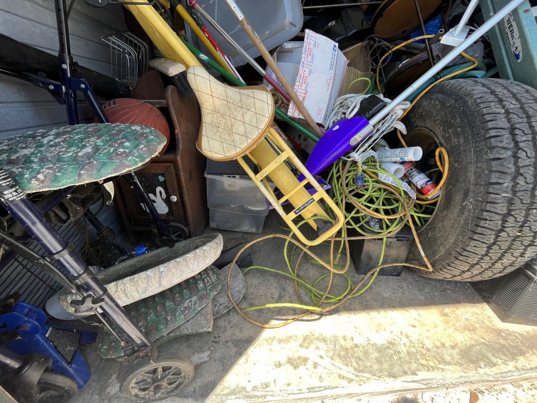 Storage Unit Auction in Long Beach, MS at Beatline Road MiniStorage