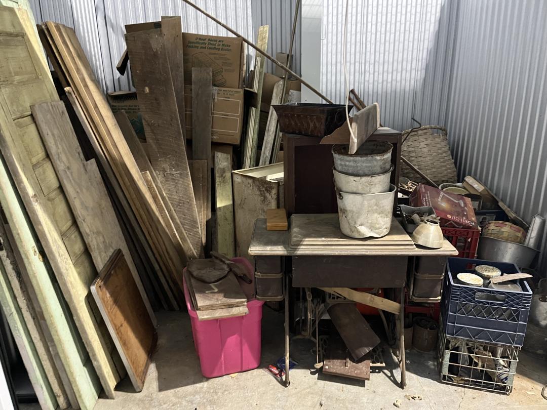 Storage Unit Auction in DeRidder, LA at Iron Vault Storage - US-190 ...