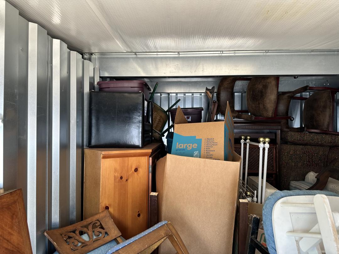 Storage Unit Auction in Shreveport, LA at Ellerbe Storage Center ends