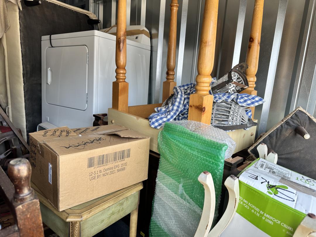 Storage Unit Auction in Shreveport, LA at Ellerbe Storage Center ends