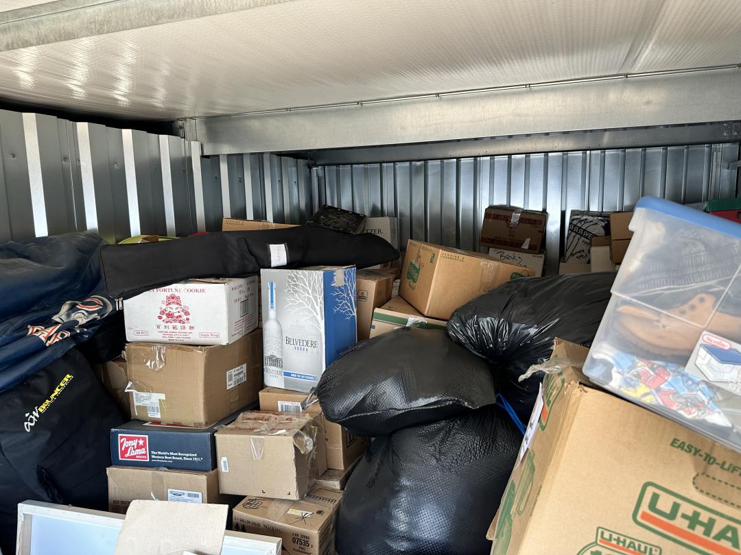 Storage Unit Auction in Shreveport, LA at Ellerbe Storage Center ends