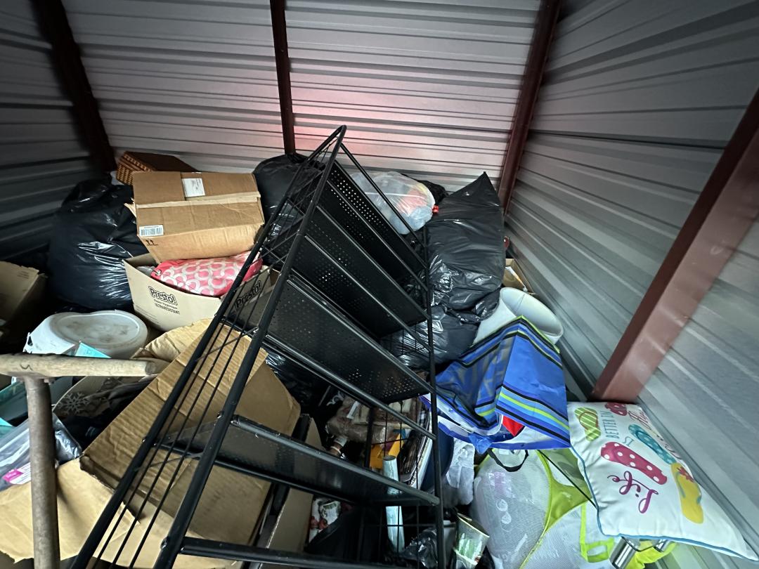 Storage Unit Auction in Jamestown , TN at Roanoke Self Storage ends on