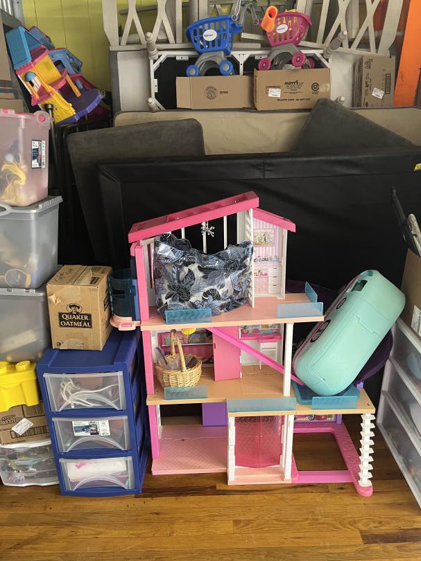 Storage Unit Auction in DeRidder, LA at Iron Vault Storage US171