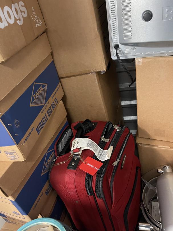 Storage Unit Auction in Bayonne, NJ at Delta SelfStorage Bayonne