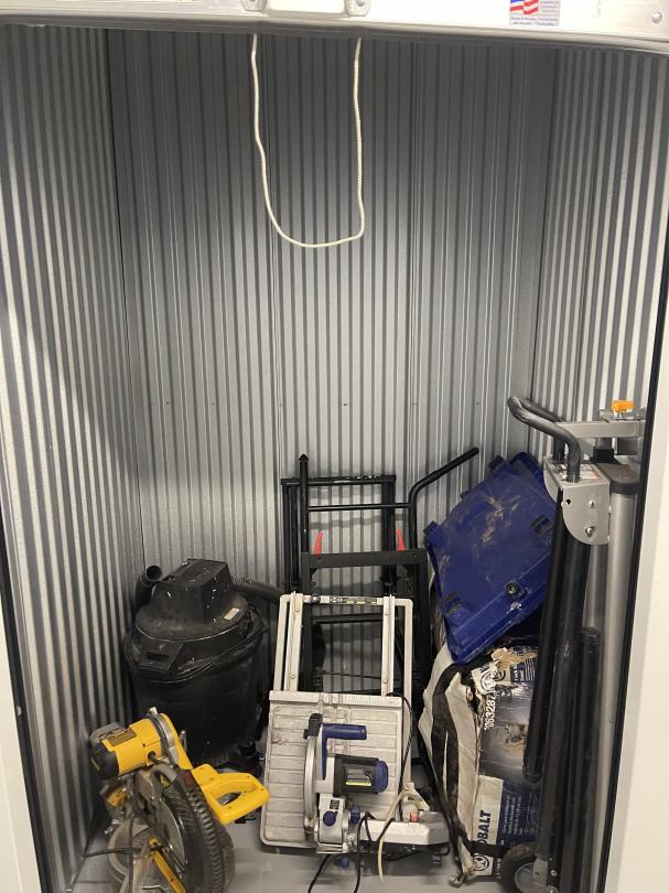 Storage Unit Auction in Bayonne, NJ at Delta SelfStorage Bayonne