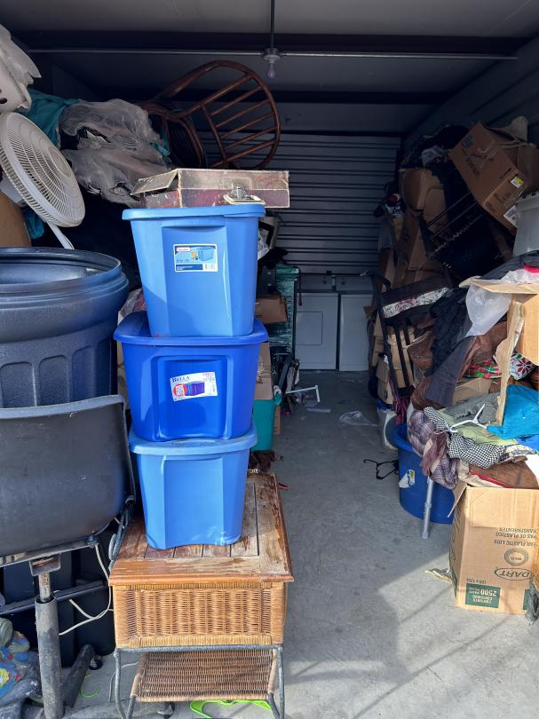 Storage Unit Auction in Tupelo , MS at Storage Max Tupelo ends on