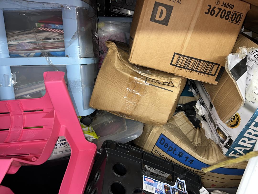 Storage Unit Auction in Nashville, TN at UHaul Moving & Storage of