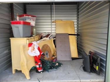 Plastic Containers & Cedar Closet Liner - Baer Auctioneers