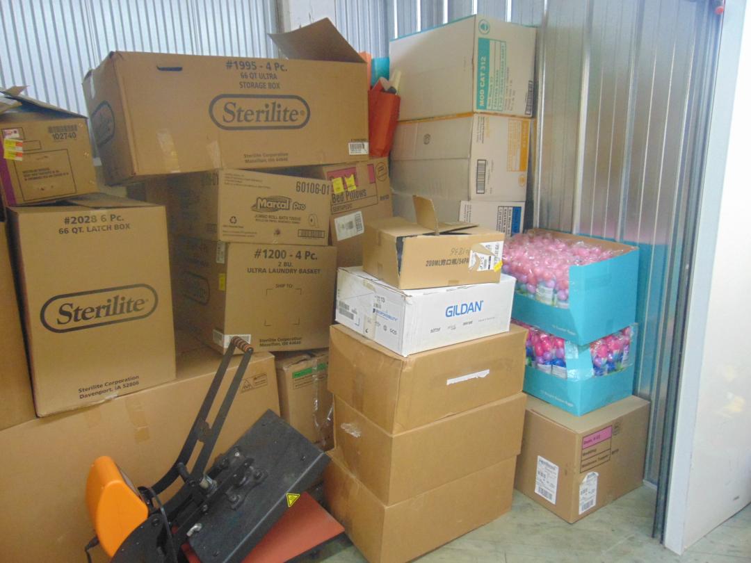 Storage Unit Auction In Chicago, Il At U-haul Moving And Storage Of 