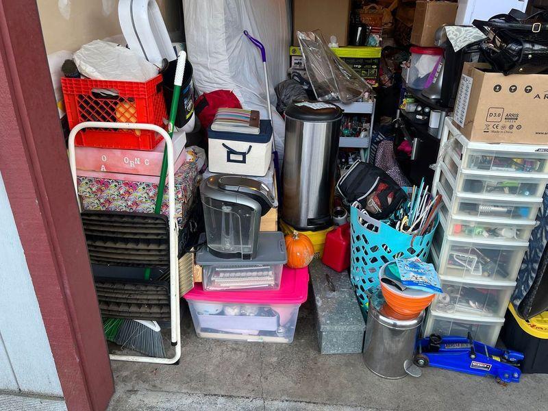 Storage Unit Auction in Lacey, WA at Lacey Express ends on 28th ...