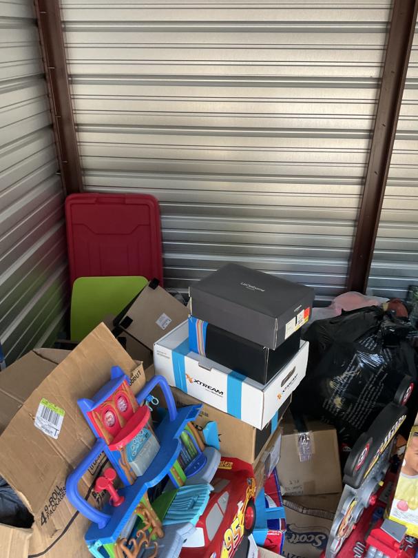 Storage Unit Auction in Tifton, GA at Southern Storage 3085 Carpenter