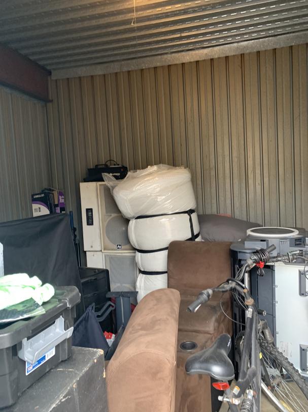 Storage Unit Auction in Harahan, LA at Key Storage River Road ends on