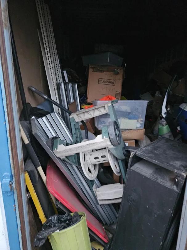 Storage Unit Auction in Waterloo IA at Forward Storage Waterloo ends