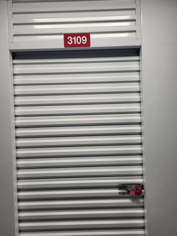 Storage Unit Auction in Chattanooga, TN at USA Storage Centers