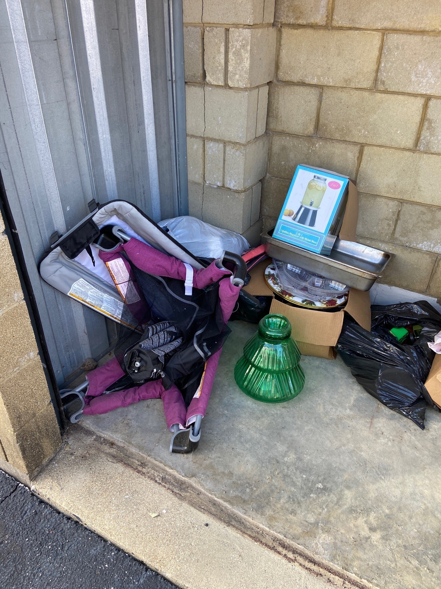 Storage Unit Auction in Belleville, IL at Gateway Storage Mall