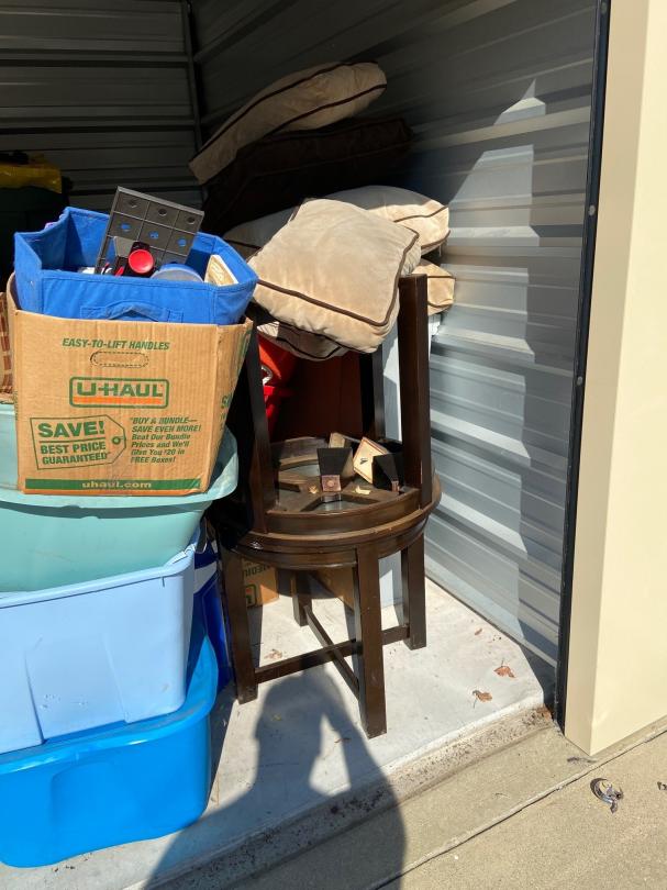 Storage Unit Auction in Belleville, IL at Gateway Storage Mall