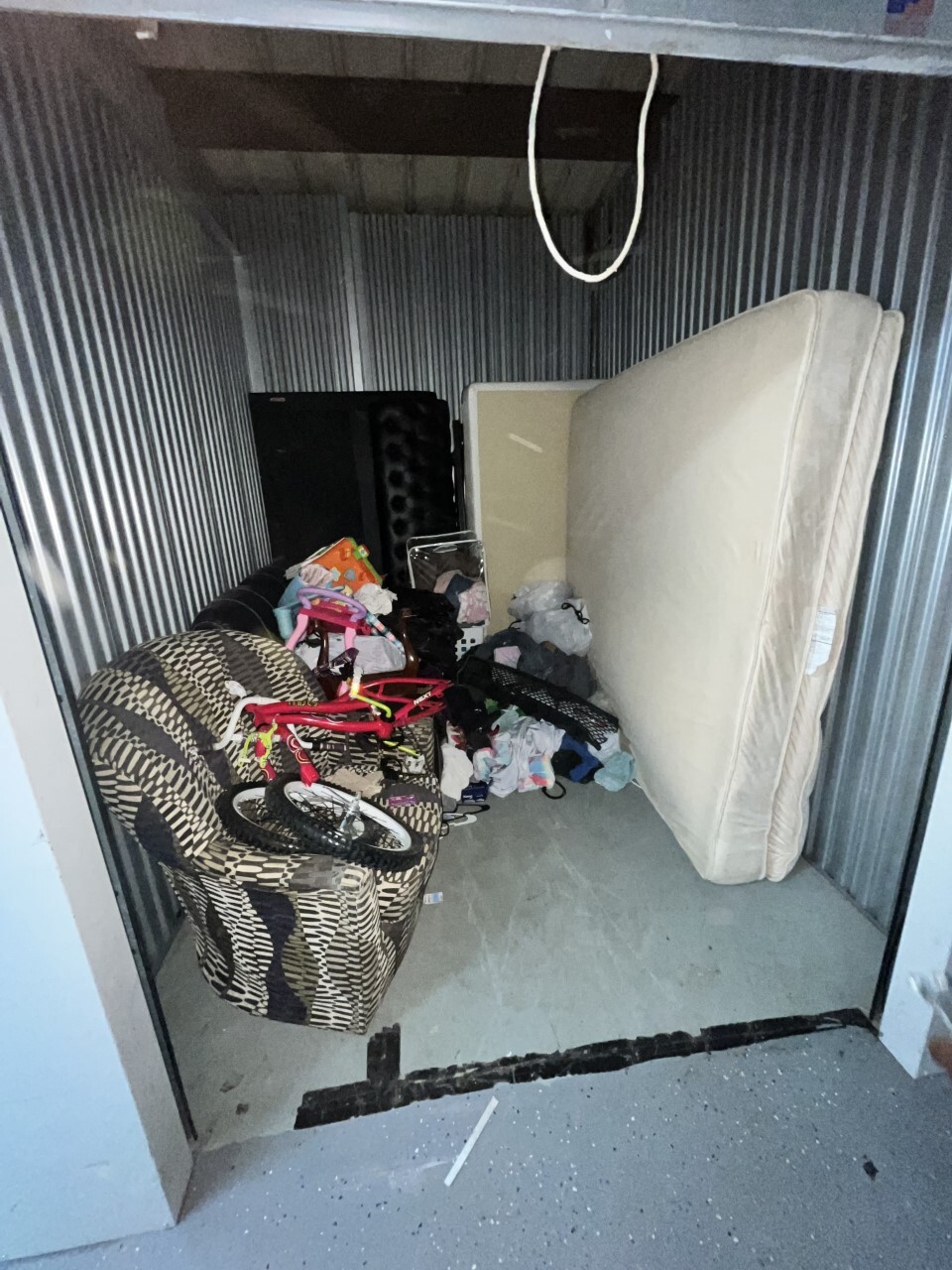 Storage Unit Auction in Doraville, GA at Pleasantdale Storage of