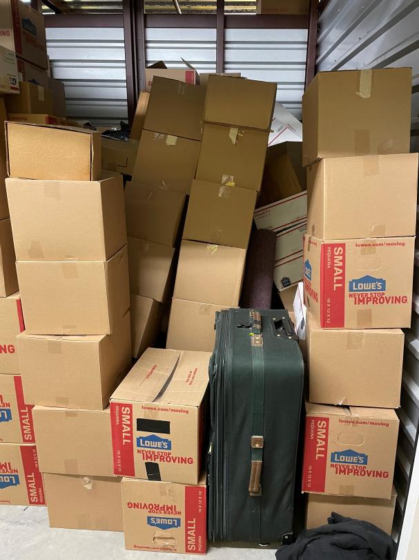 Storage Unit Auction in Hewlett , NY at Safeguard Self Storage