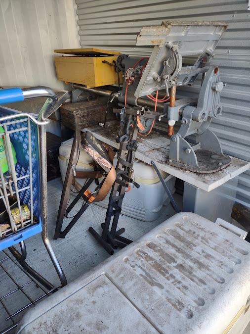 Storage Unit Auction in Grants Pass, OR at UStore Self Storage Grants