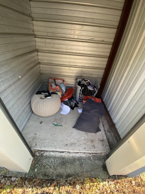 Storage Unit Auction in Hinesville, GA at Gray Line Storage 100